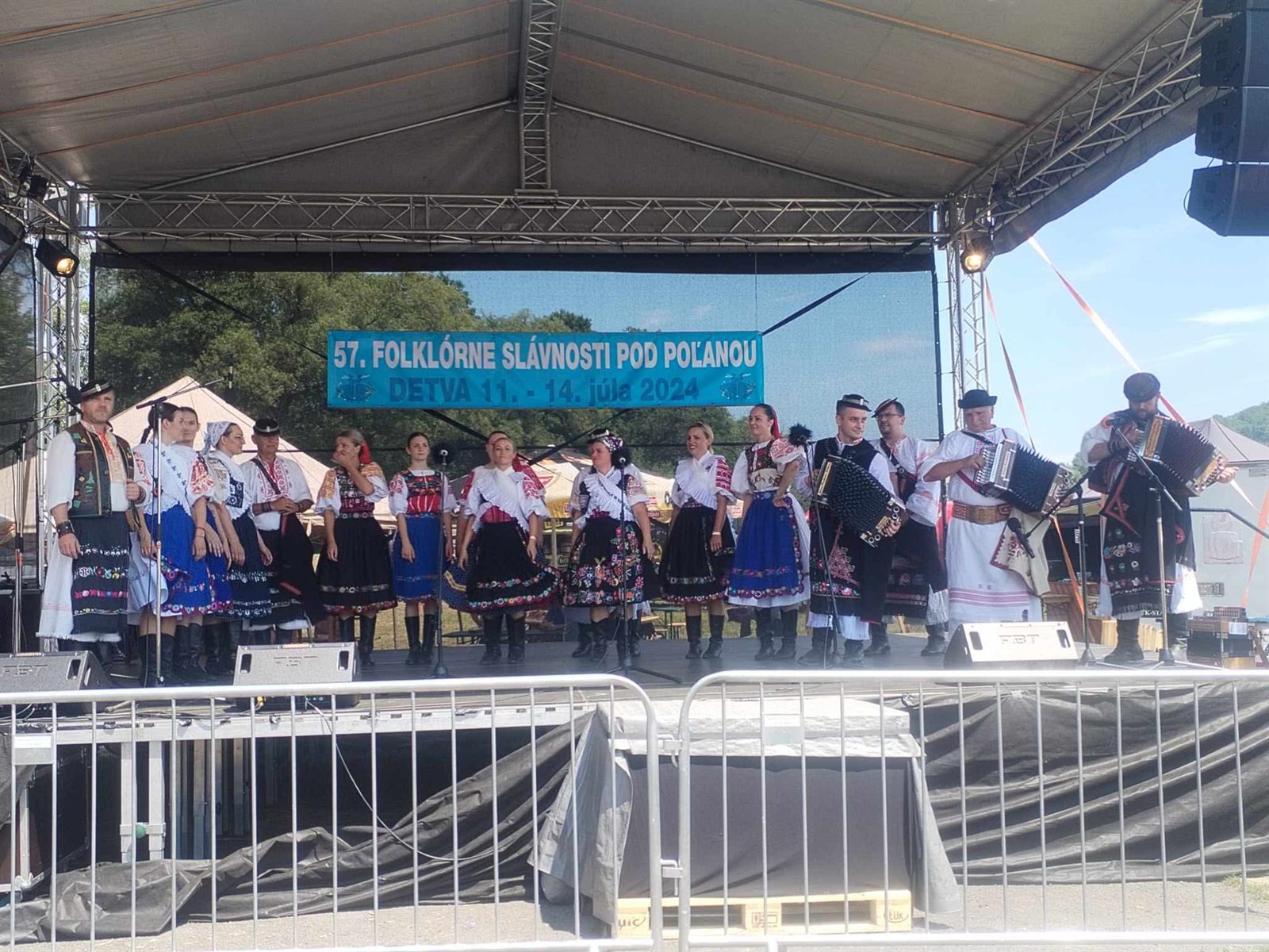 Vystúpenie FSk HRÁČI na folklórnych slávnostiach v Detve