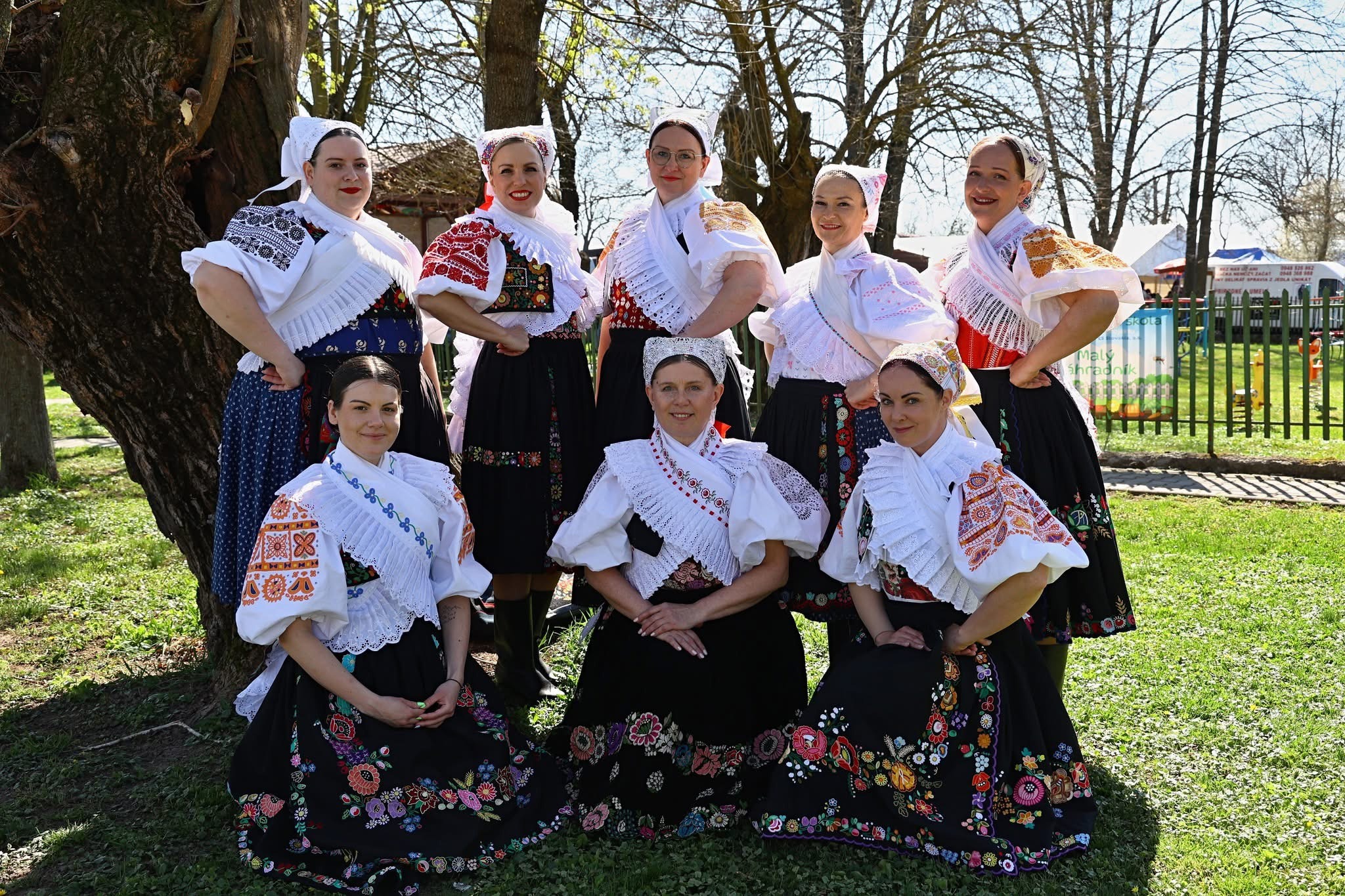 Ženská spevácka zložka FSk HRÁČI